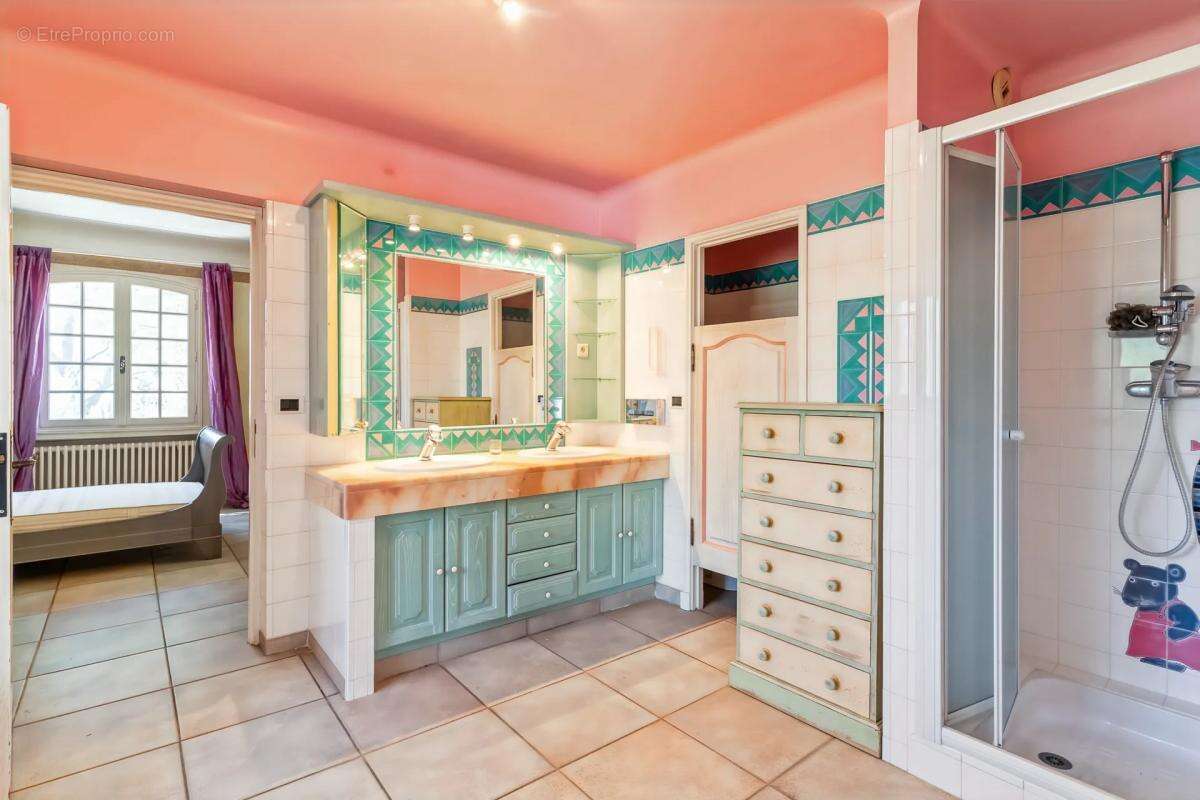 Maison à BOUC-BEL-AIR