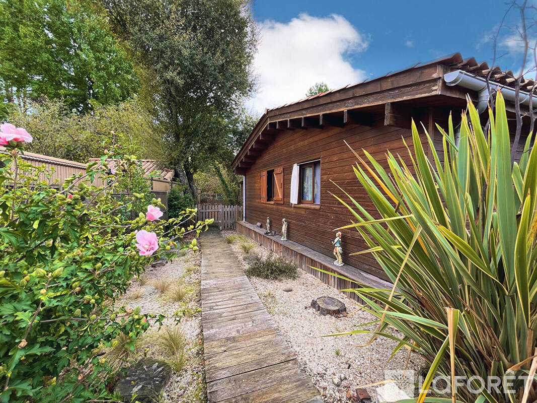 Maison à SAINT-MAGNE