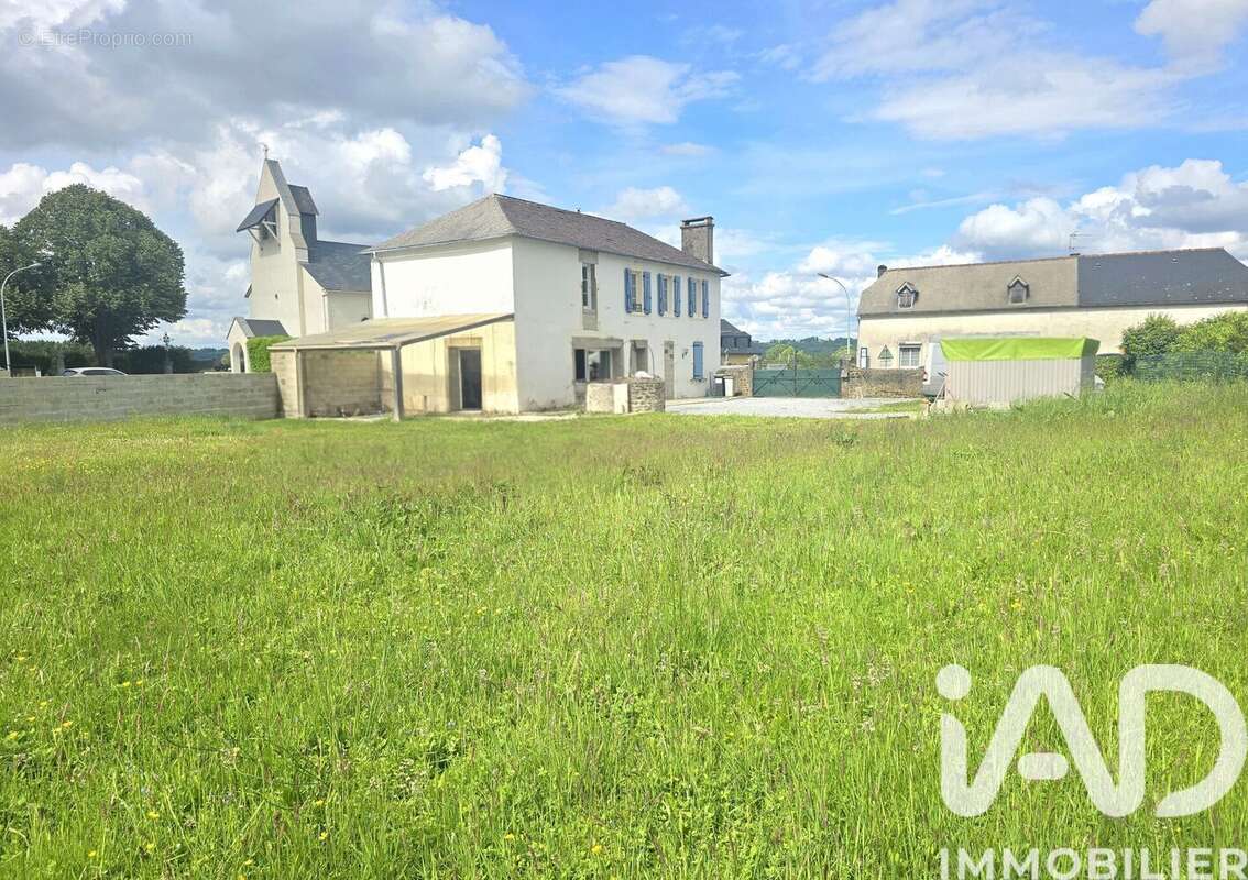 Maison 147 m² à Soumoulou  - photo 2