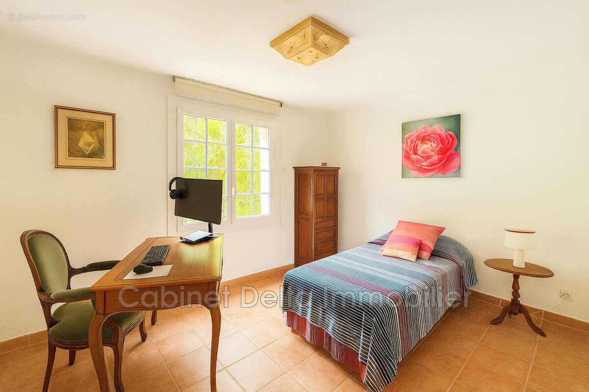 Maison à LE CASTELLET