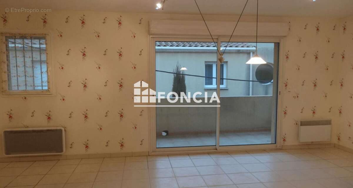Carpentras – Appartement T3 lumineux de 65 m² avec grand balcon en résidence sécurisée - photo 3