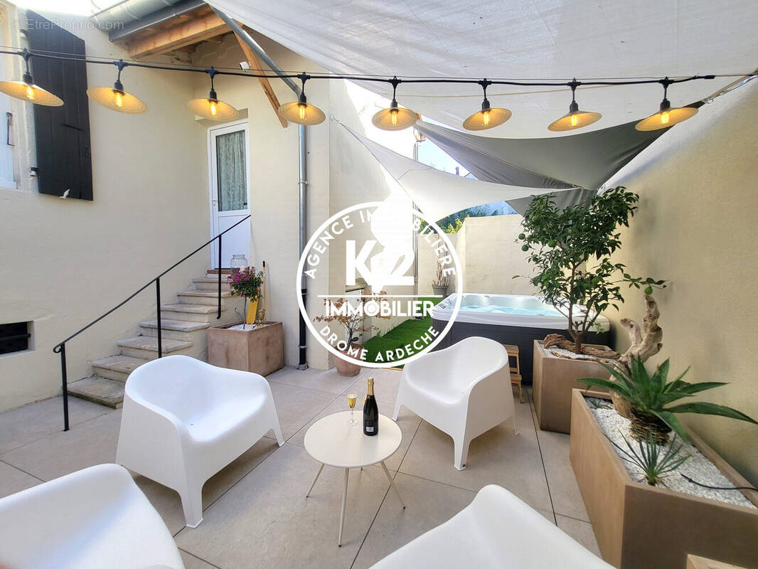 Maison à MONTELIMAR