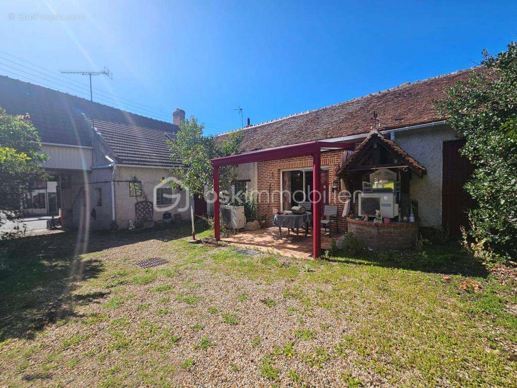 Maison à SAINT-GONDON