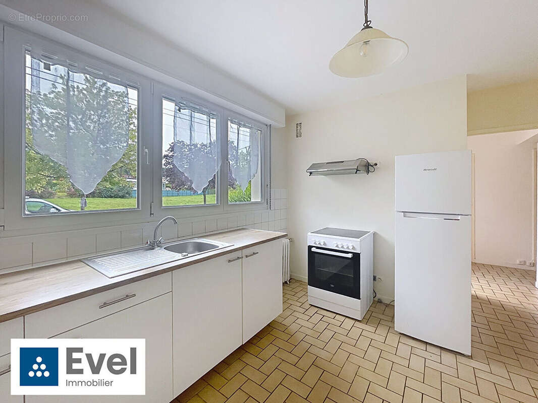 Maison à RECHICOURT-LE-CHATEAU