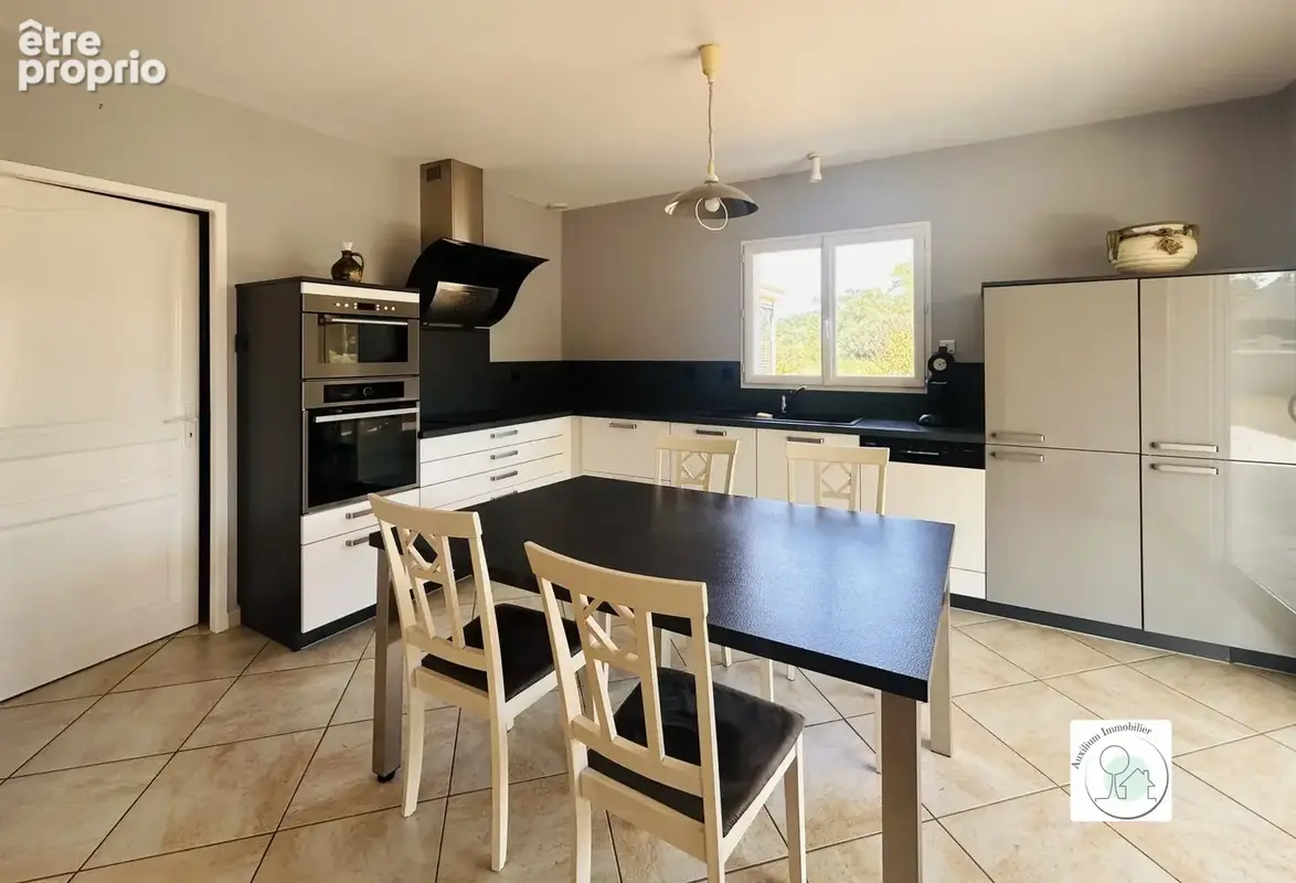 Maison 6 pièces 144 m² à vendre à Saint-Loubes (33450) - photo 7