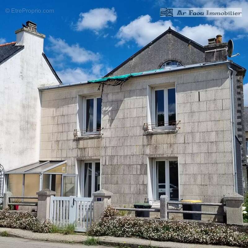 Maison à LE FAOU