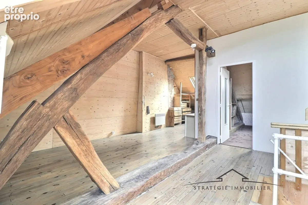 BUXY ? Maison de 148 m² avec jardin et garage - photo 12