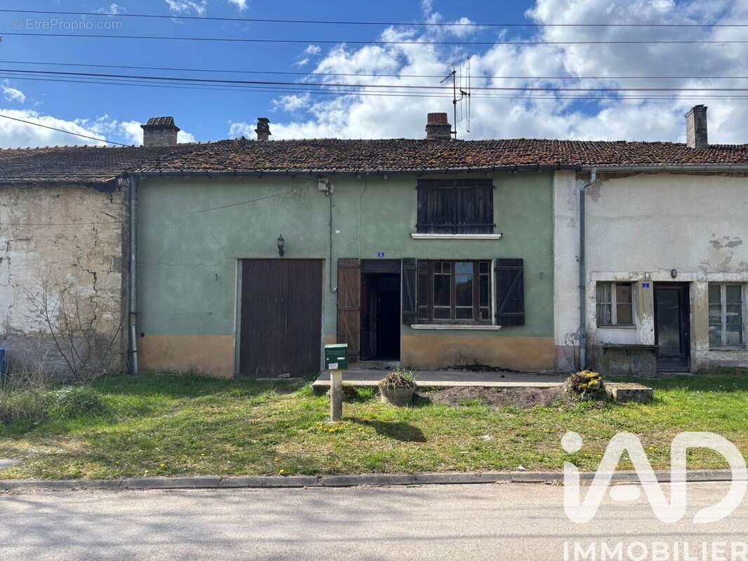 Photo 2 - Maison à ANROSEY