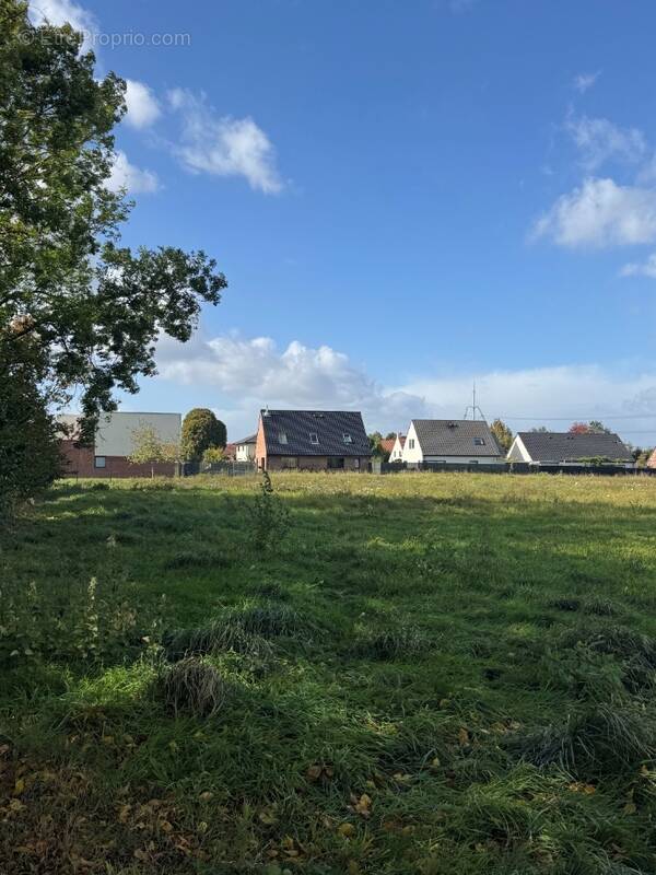 Terrain à LA COUTURE