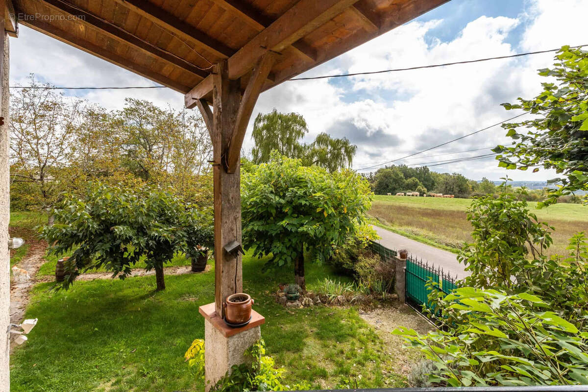 Country property - photo 3