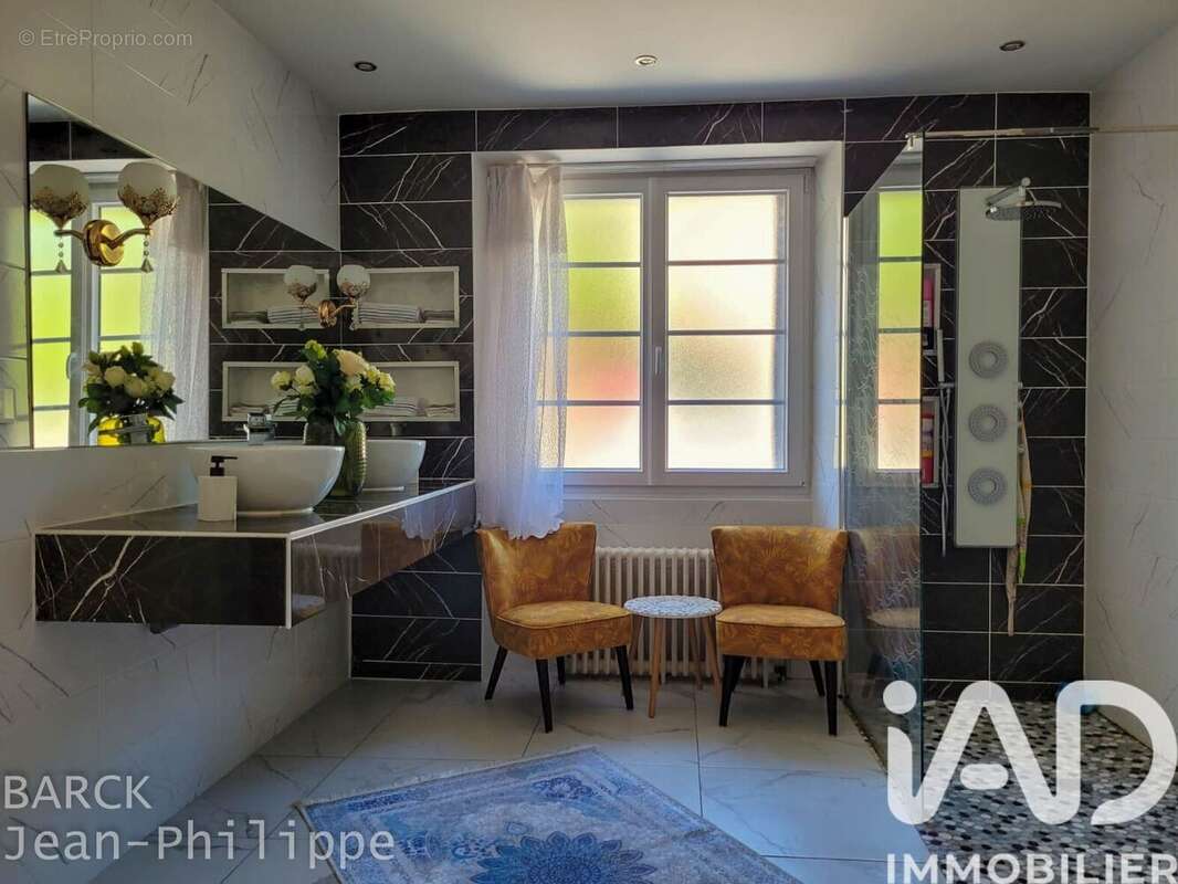 Maison 130 m² à Montlucon  - photo 8