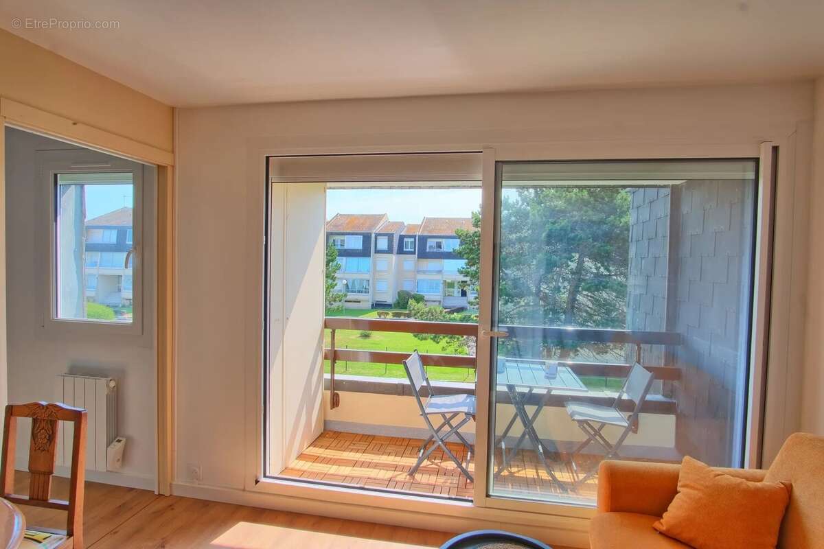 Appartement à COURSEULLES-SUR-MER