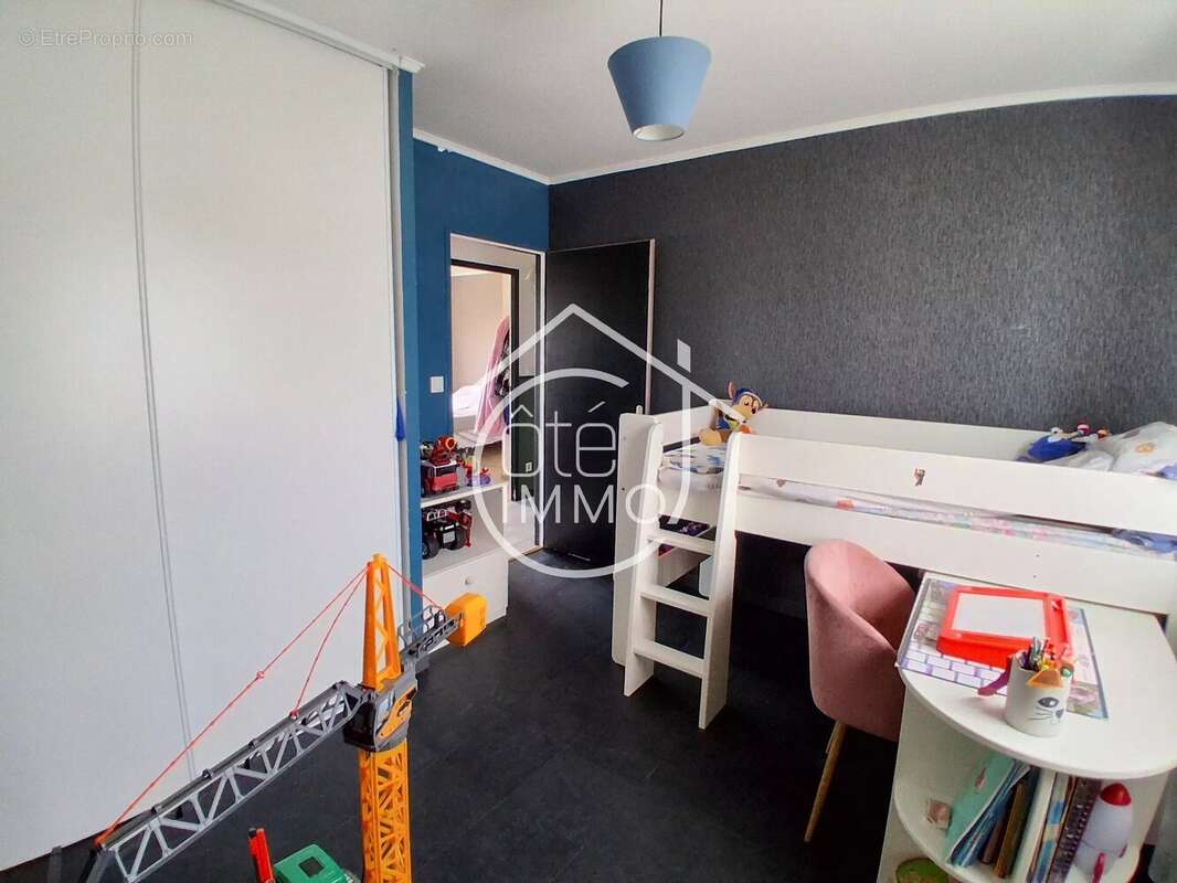 Maison à FLAUJAGUES