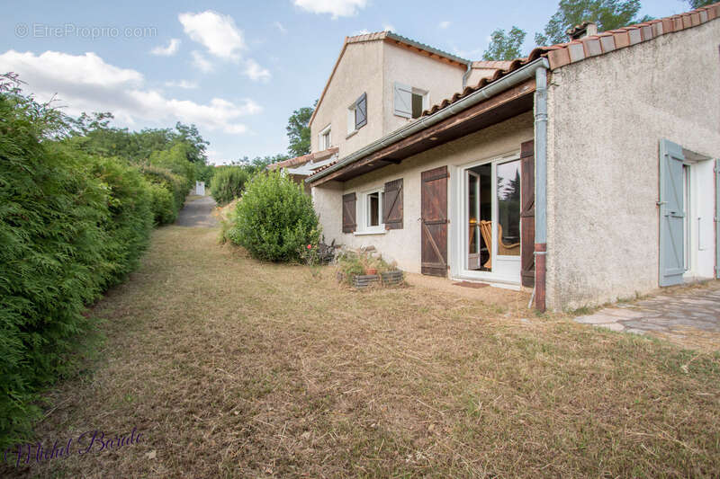 Dpt Rhône (69), à vendre CHAPONNAY maison P6 de 160 m² - Terrain de 1 450,00 m² - photo 18