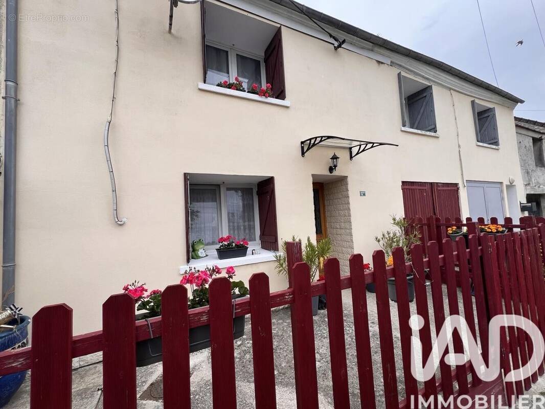 Photo 1 - Maison à LA FERTE-SOUS-JOUARRE