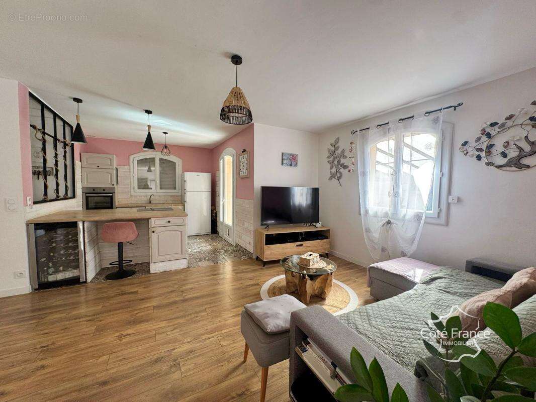 Maison à VIAS