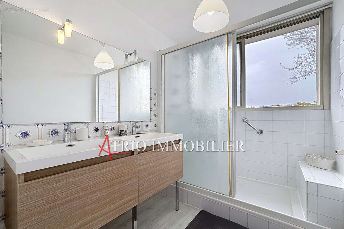 Appartement à CAGNES-SUR-MER