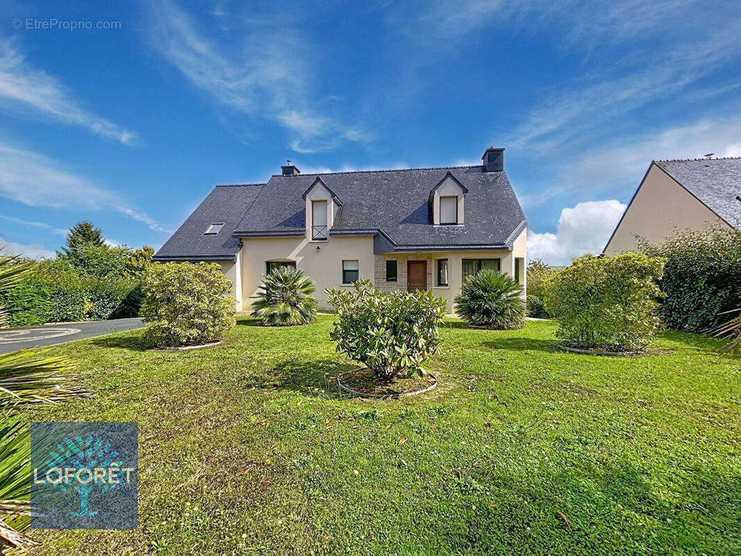 Maison à LA BOUEXIERE