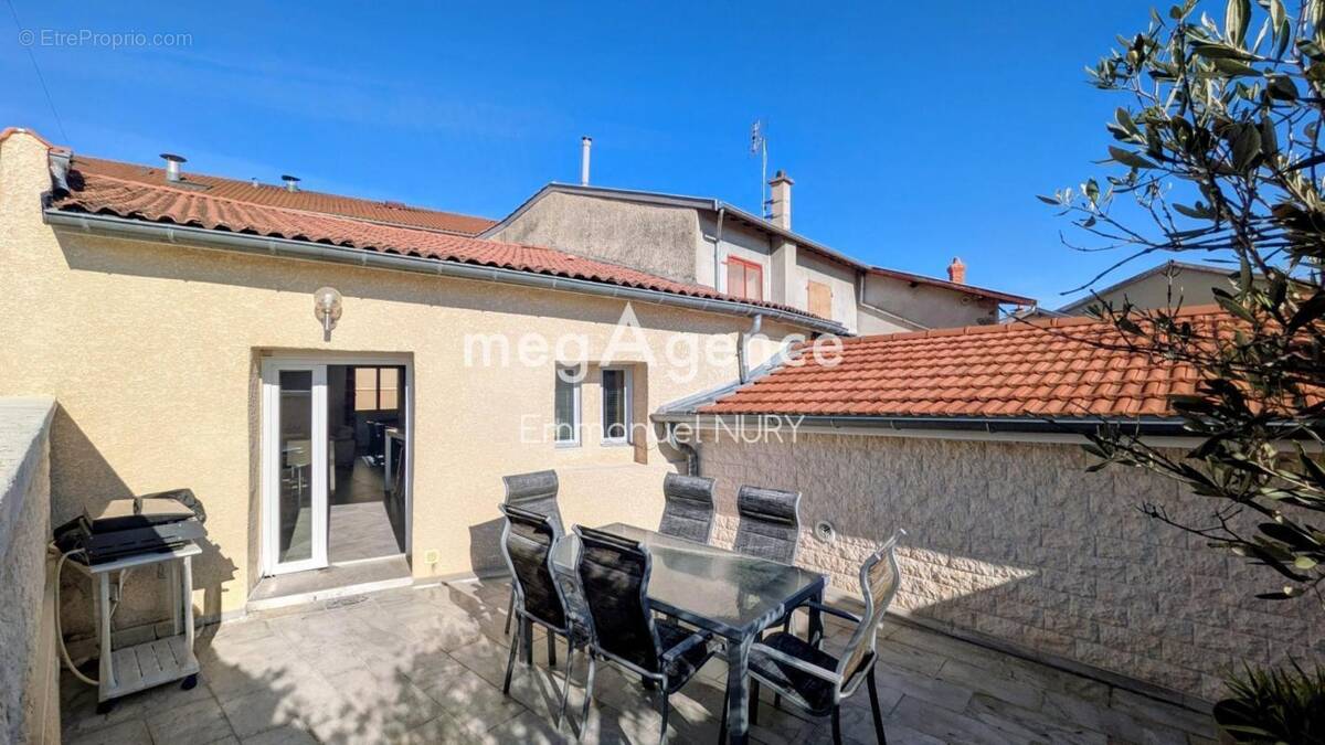 Appartement à BRINDAS