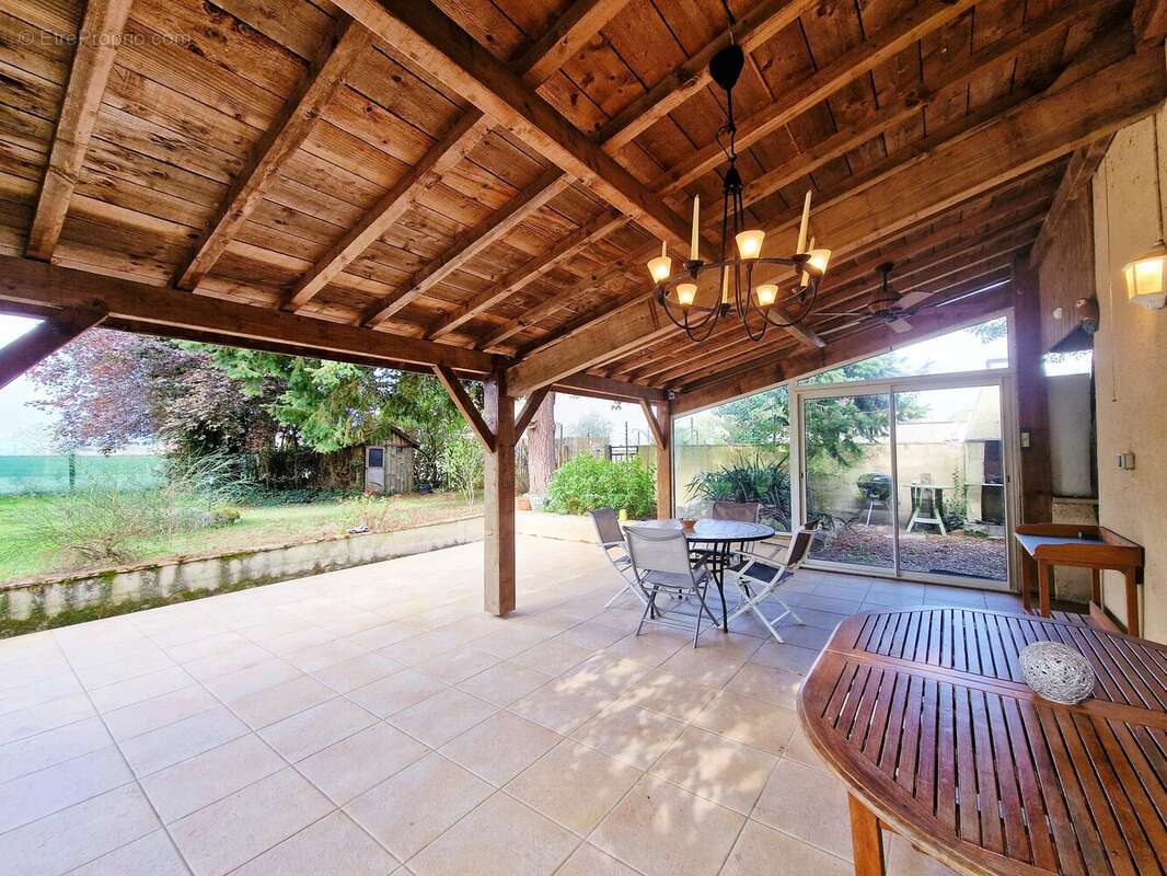 Maison girondine de caractère – 4 chambres sur un magnifique parc arboré, près de Saint-Émilion et Castillon-la-Bataille - photo 12