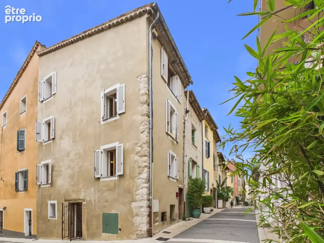 Photo Maison à Valbonne au prix de 550 000€