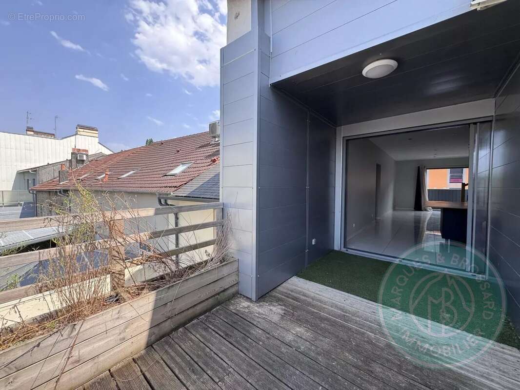 Duplex T4 avec terrasse et balcon – Hyper centre de Tarbes - photo 6