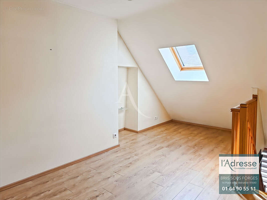 Appartement à SAINT-ARNOULT-EN-YVELINES