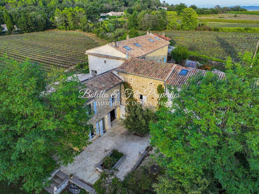 Mas provençal et lavandes - photo 2