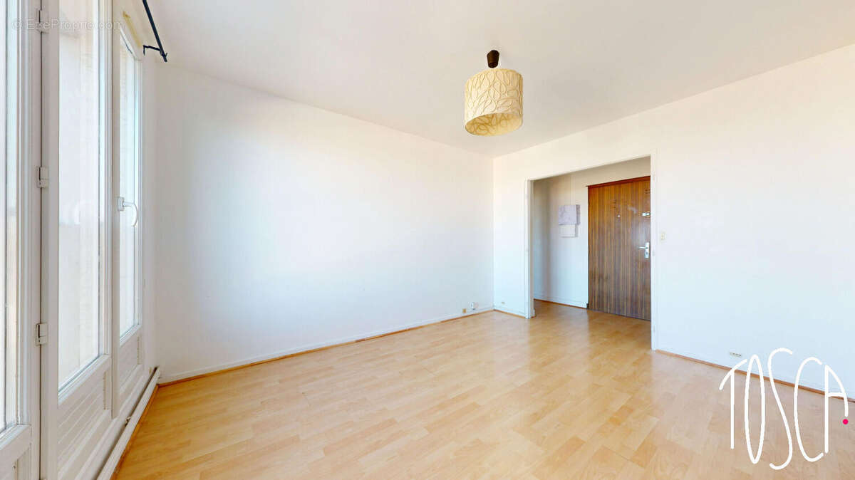 Appartement à THIAIS