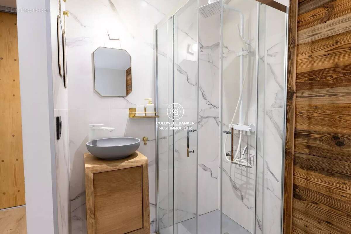 Appartement à FONT-ROMEU-ODEILLO-VIA