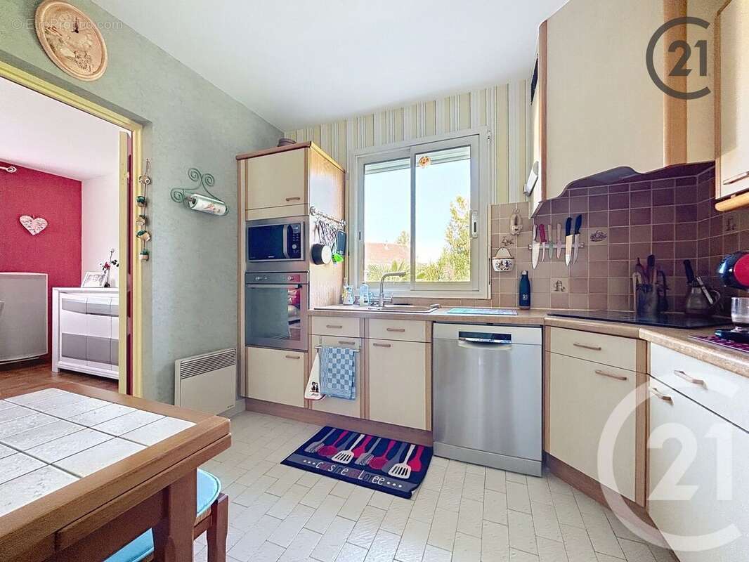 Maison à SAINT-GERMAIN-LAVAL