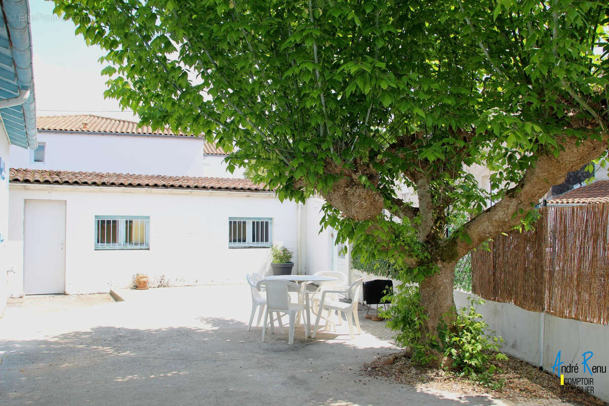 Maison à SAINT-GEORGES-DE-DIDONNE