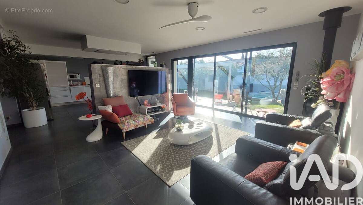 Photo 8 - Maison à MORIERES-LES-AVIGNON