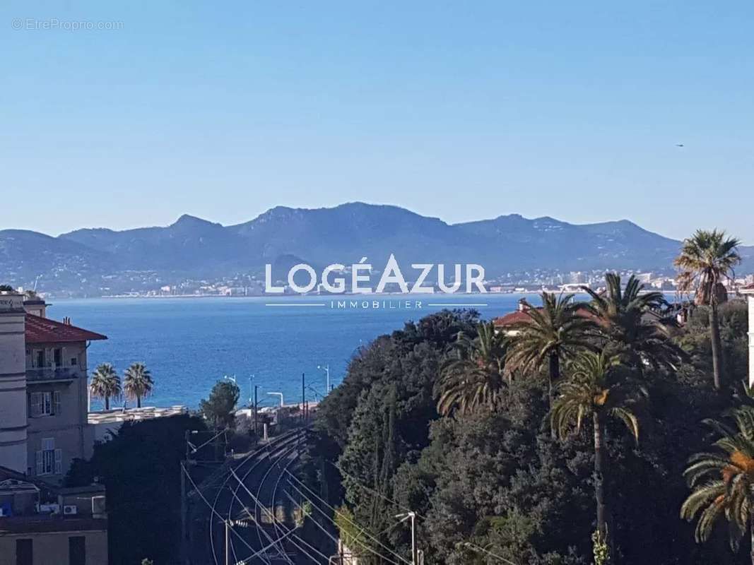 Appartement à CANNES