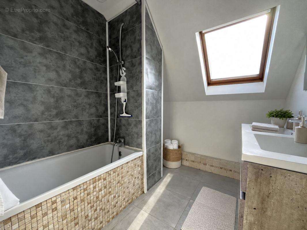 Maison a vendre - 89 m² - beauvais - photo 6