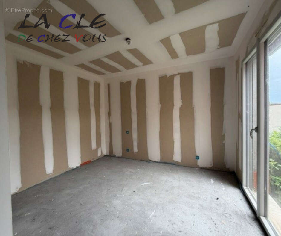 Maison de plain pied en cours de construction - photo 6