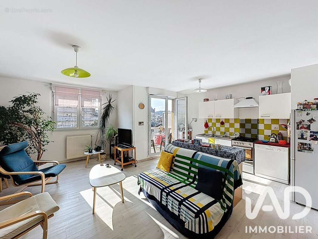 Photo 2 - Appartement à LYON-9E