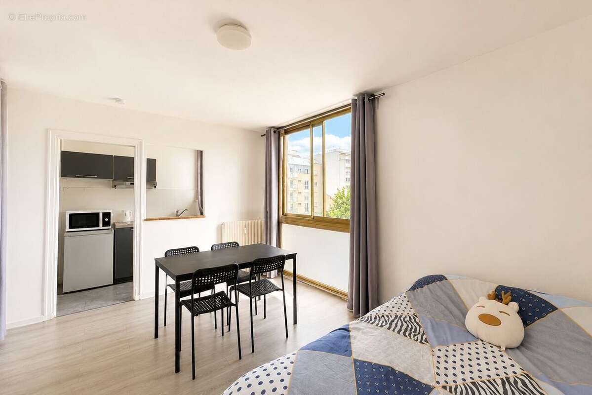 Appartement à SAINT-MAUR-DES-FOSSES