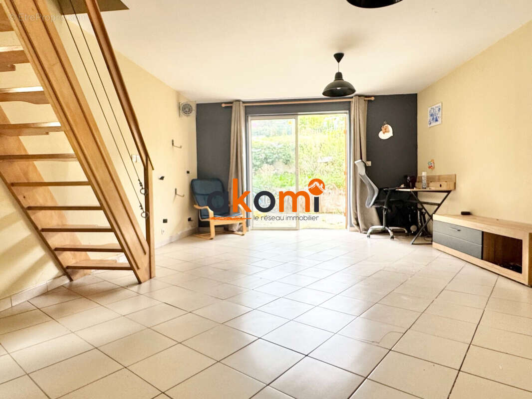 Maison à COLOMBEY-LES-BELLES