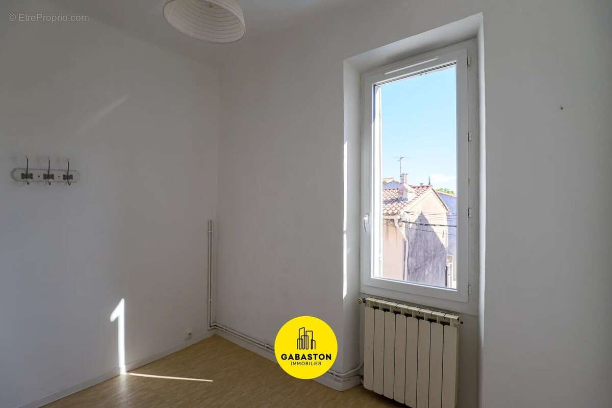 Appartement à MARSEILLE-9E