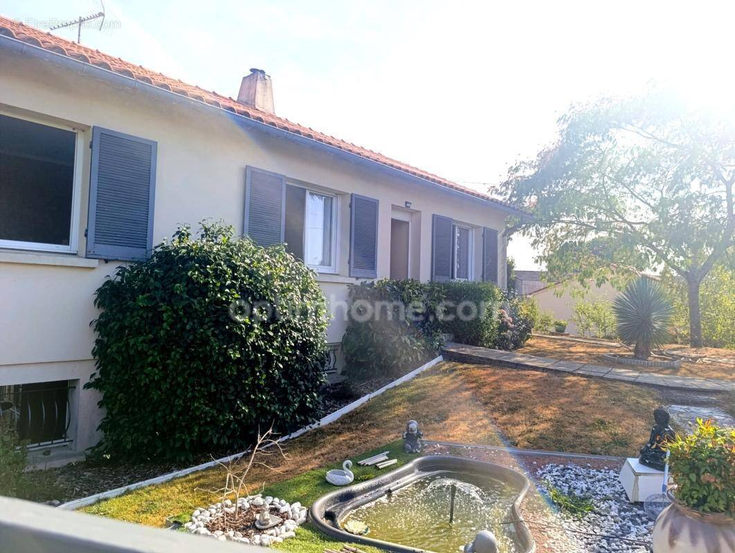 Maison à LA CHATAIGNERAIE