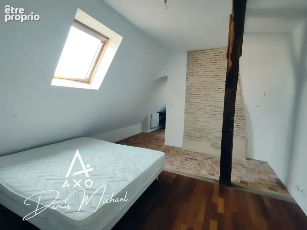 Immeuble de caractère  ~375 m²  Maison principale, 3 appartements loués, local professionnel  Beaufort-en-Anjou - photo 15