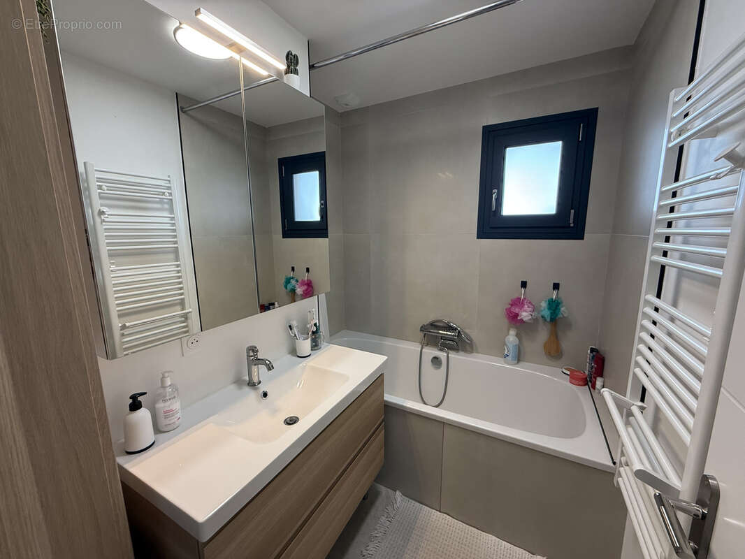 Appartement à LES COTES-D'AREY