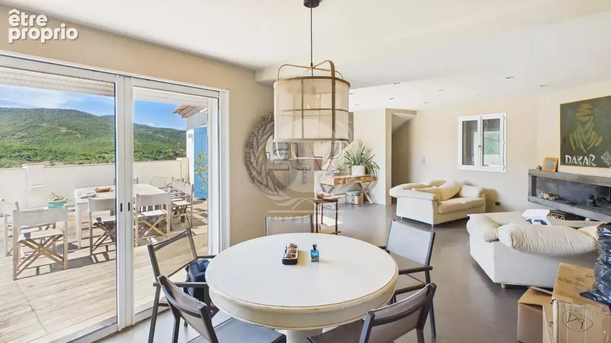 Maison à Sainte Maxime - photo 3