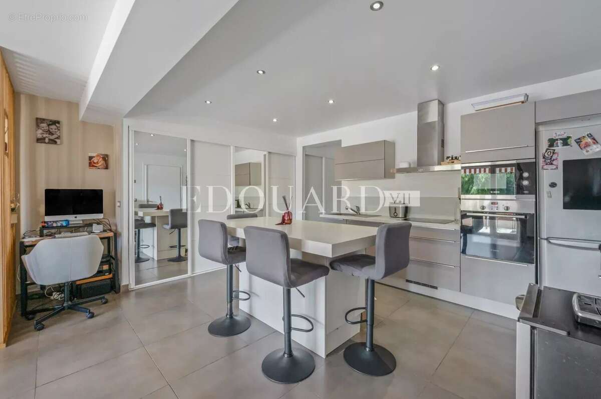 Appartement à VILLEFRANCHE-SUR-MER