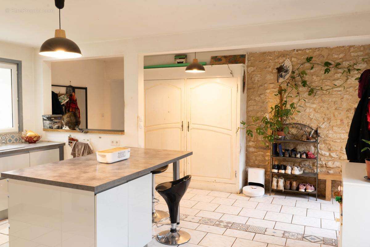 Maison à SAINTE-ALVERE