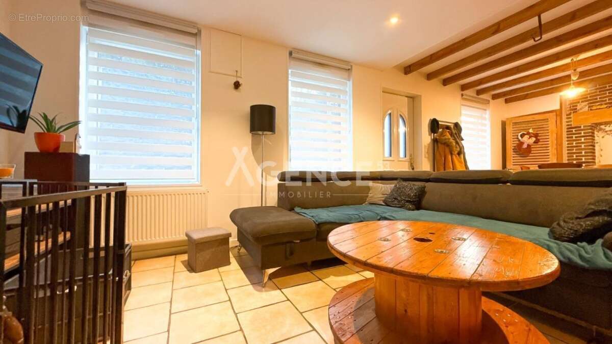 Maison à EPERLECQUES