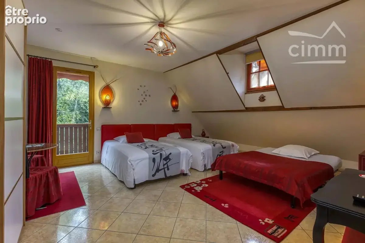 Propriété de charme 420m2 sur 1.6 ha de terrain dans un cadre champêtre sans voisinage - photo 12