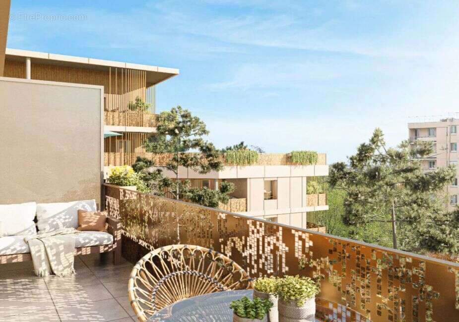 Appartement à BRON