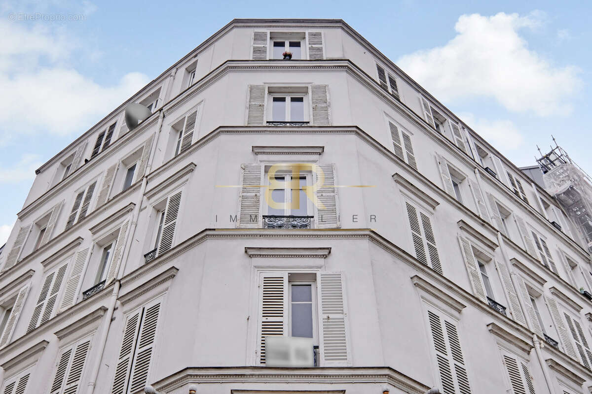 Appartement à PARIS-18E